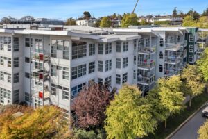Condo For Sale Tyee Rd