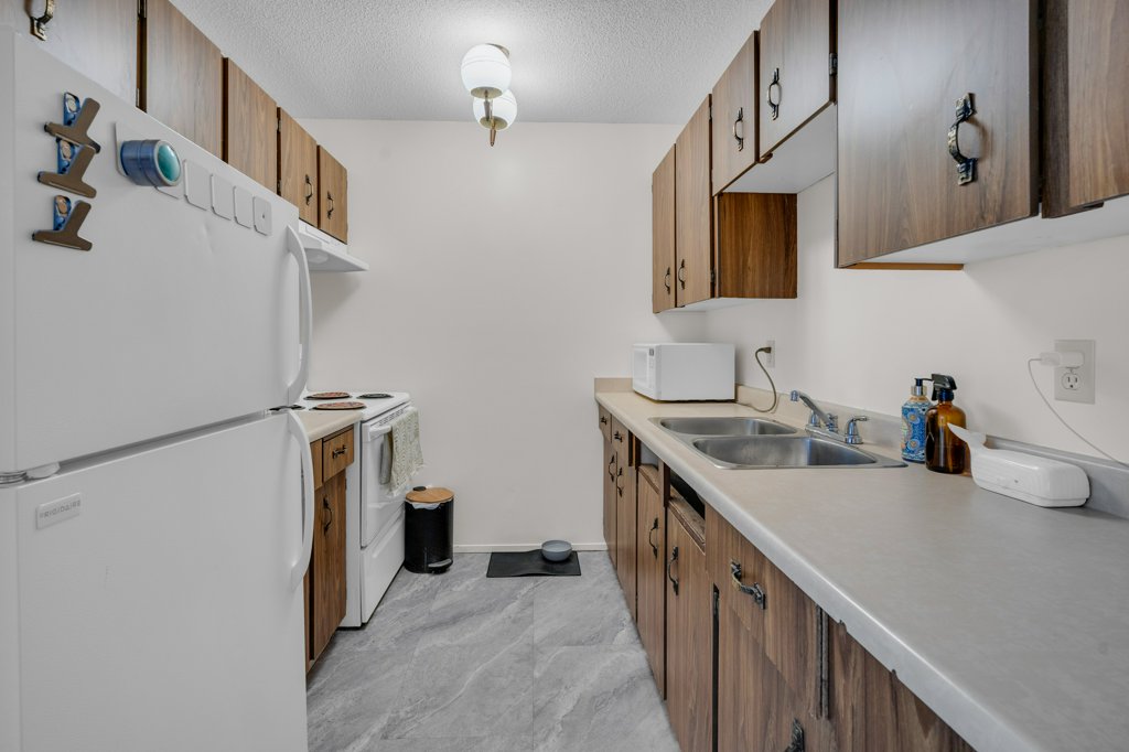 #408 – 755 Hillside Avenue – photo 07