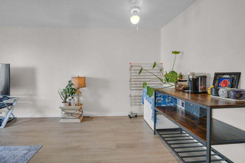 #408 – 755 Hillside Avenue – photo 15