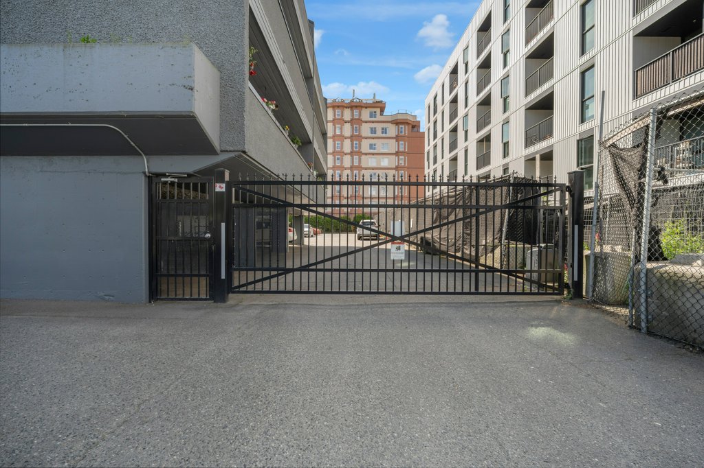 #408 – 755 Hillside Avenue – photo 27