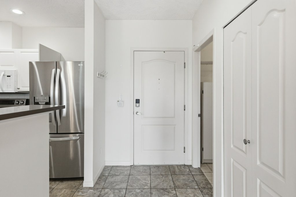 #409 – 380 Waterfront Crescent – photo 17
