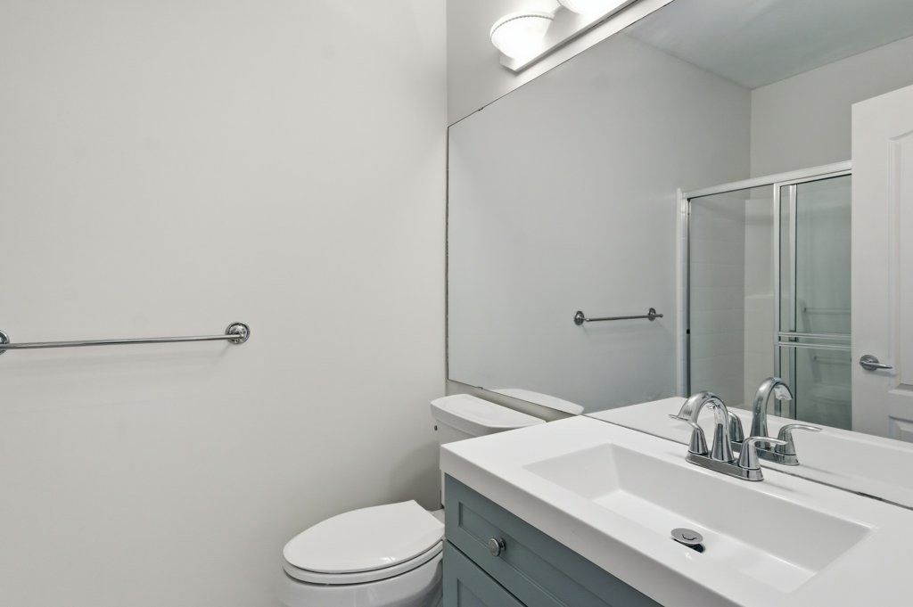 #409 – 380 Waterfront Crescent – photo 27