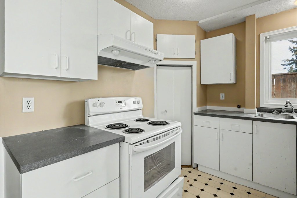 #A – 3370 Fulton Road – lower suite – photo 01