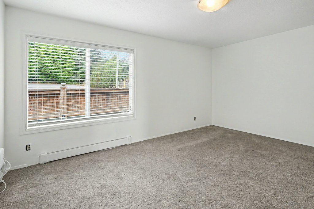 #A – 3370 Fulton Road – upper suite – photo 11