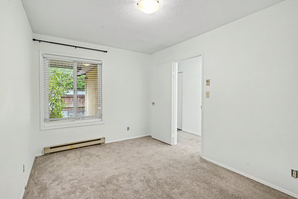 #A – 3370 Fulton Road – upper suite – photo 14